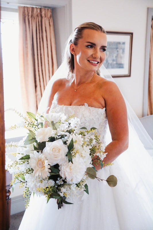 Juliet Bridal bouquet rental