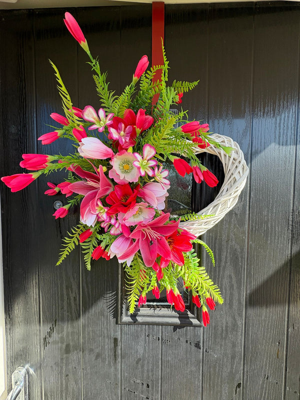 Tropical Capri wicker heart wreath