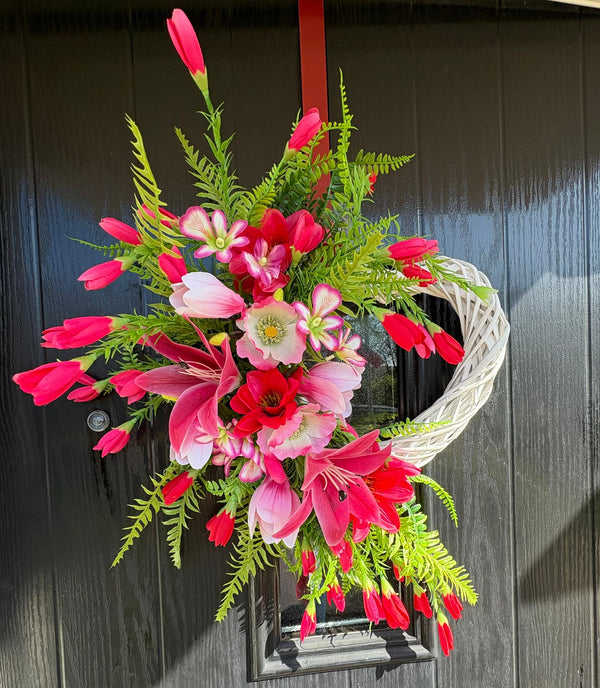 Tropical Capri wicker heart wreath