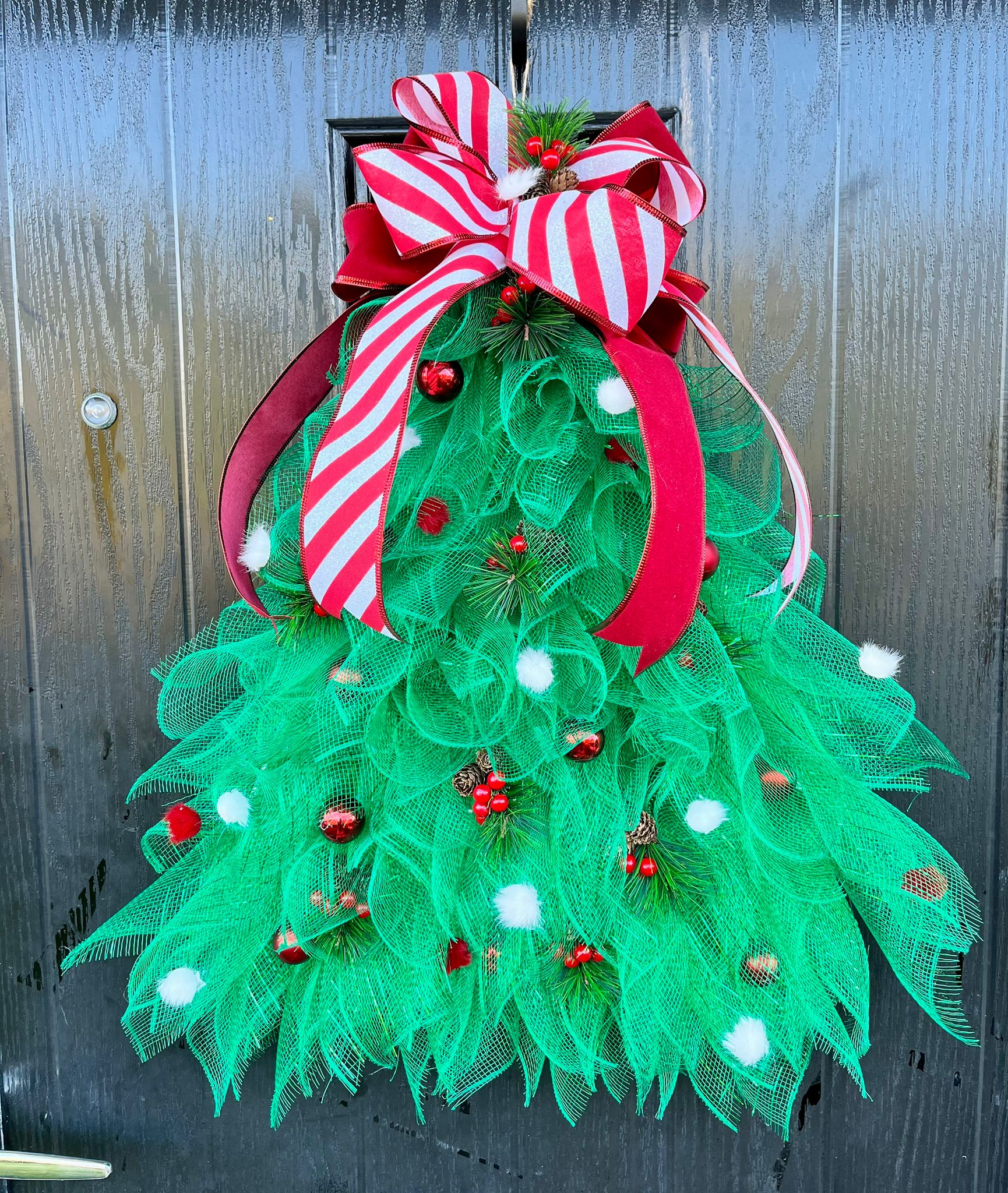 Festive Deco Mesh Christmas Wreath