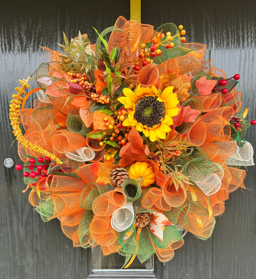 Autumn sunflower wreath